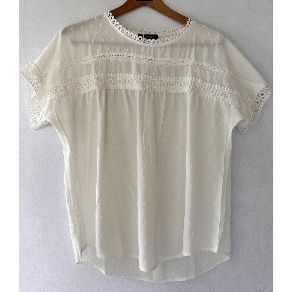 Camisa Top Swiss‎ Dot Shirt Size M White Cottagecore NWT Lace-Accent Button Back